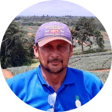 Francisco Poveda - Colorada Fresh Pineapples Foreman